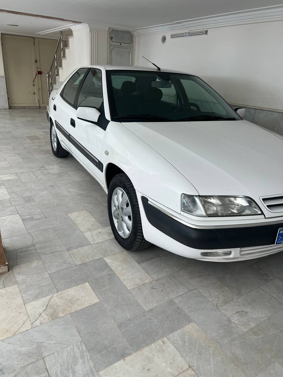 زانتیا سفید مدل89 کم یاب